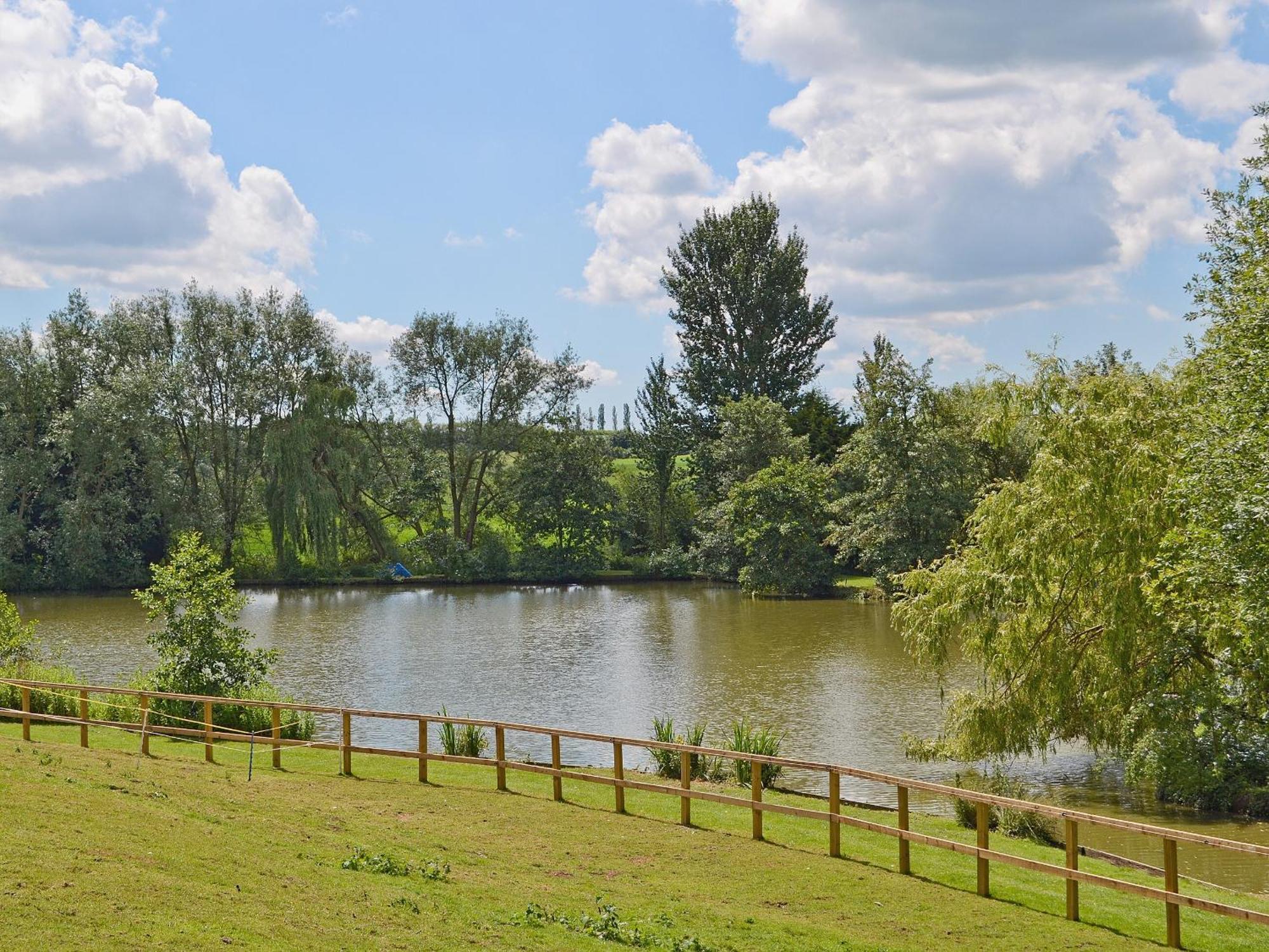 Lake House Cottage Finchingfield Bagian luar foto